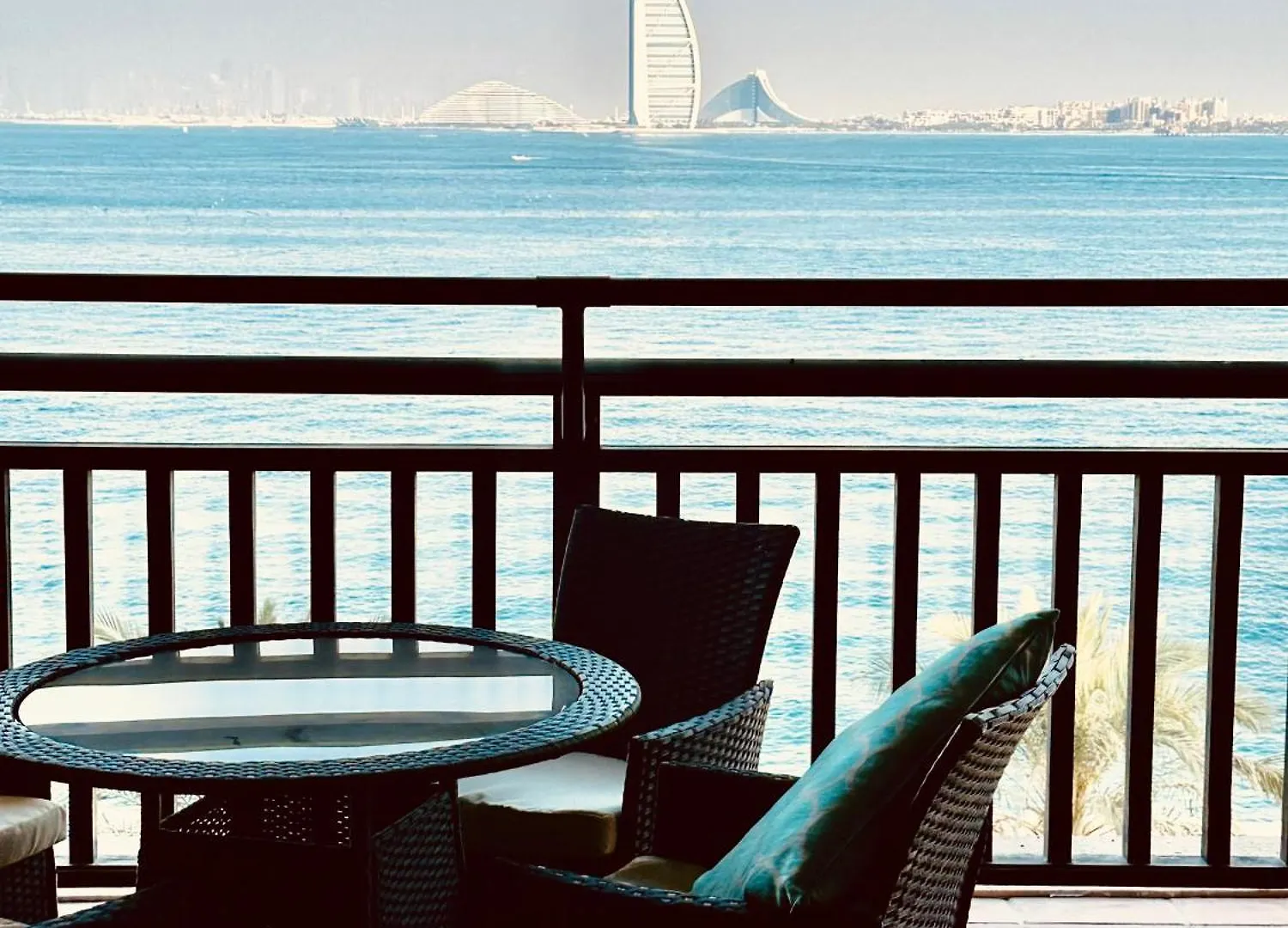 Cozy, Full Sea View, Private Beach, In 5 Stars Resort At The Palm Dubai