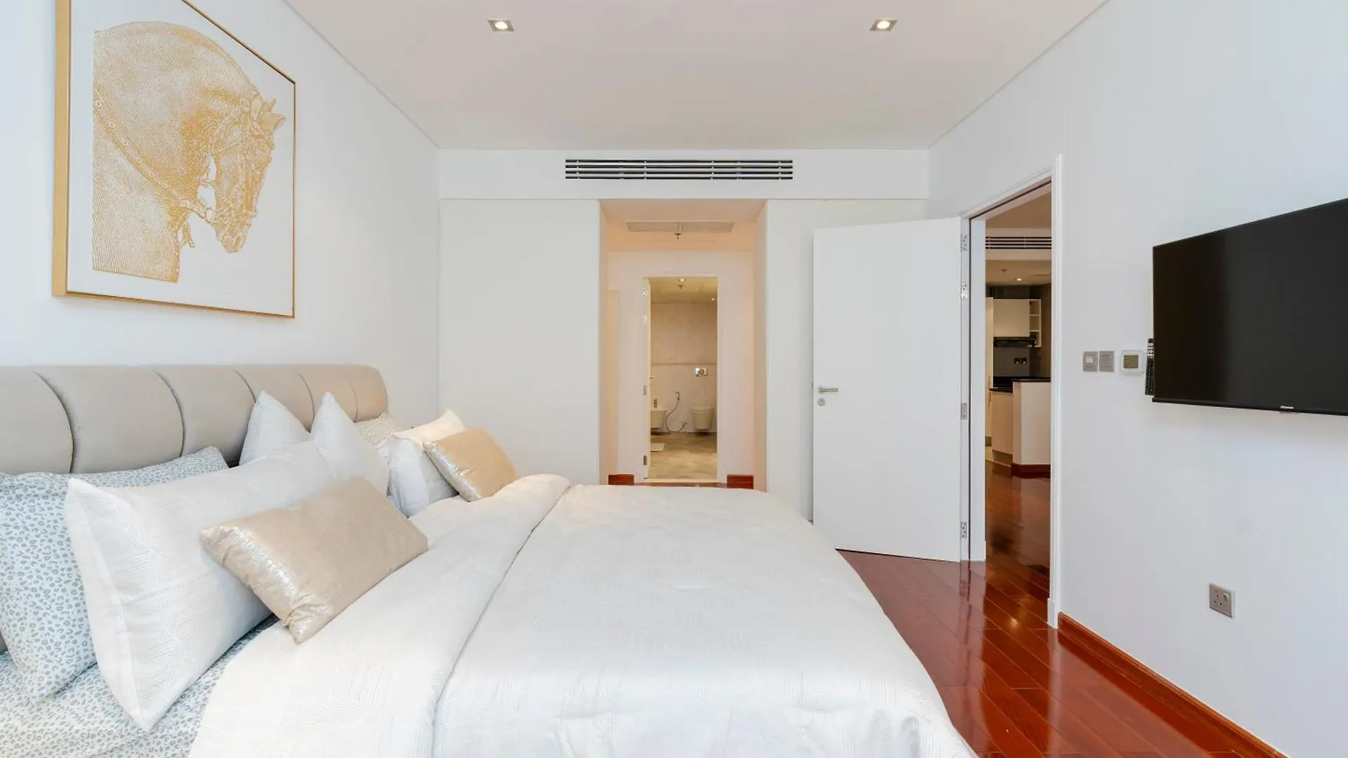 Apartment Cozy, Full Sea View, Private Beach, In 5 Stars Resort At The Palm Dubai United Arab Emirates