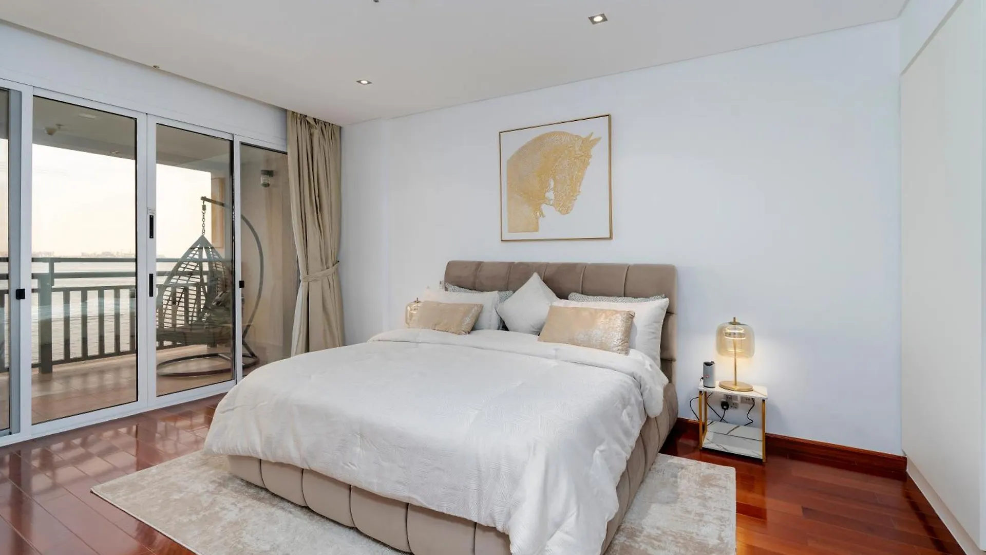 Apartment Cozy, Full Sea View, Private Beach, In 5 Stars Resort At The Palm Dubai United Arab Emirates