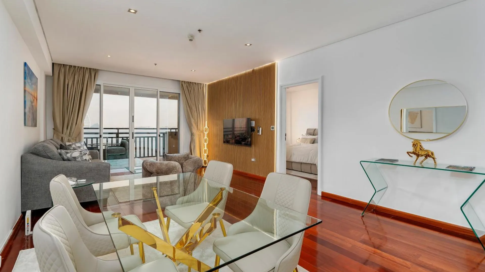 Cozy, Full Sea View, Private Beach, In 5 Stars Resort At The Palm Dubai Apartment